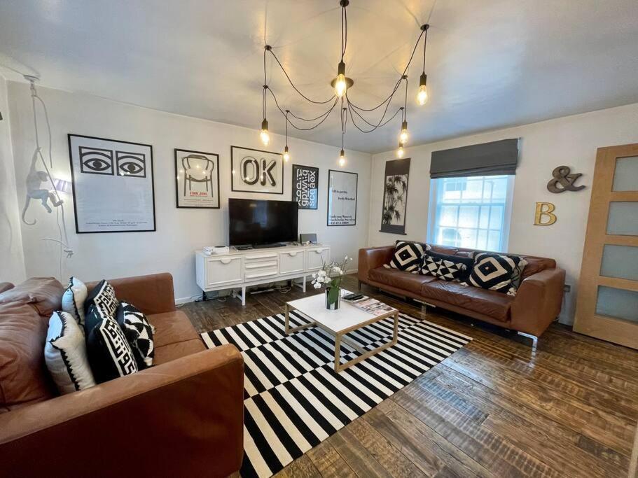 Gorgeous 2 Bedroom Apartment Edge Of Cabot Circus Bristol Exteriör bild