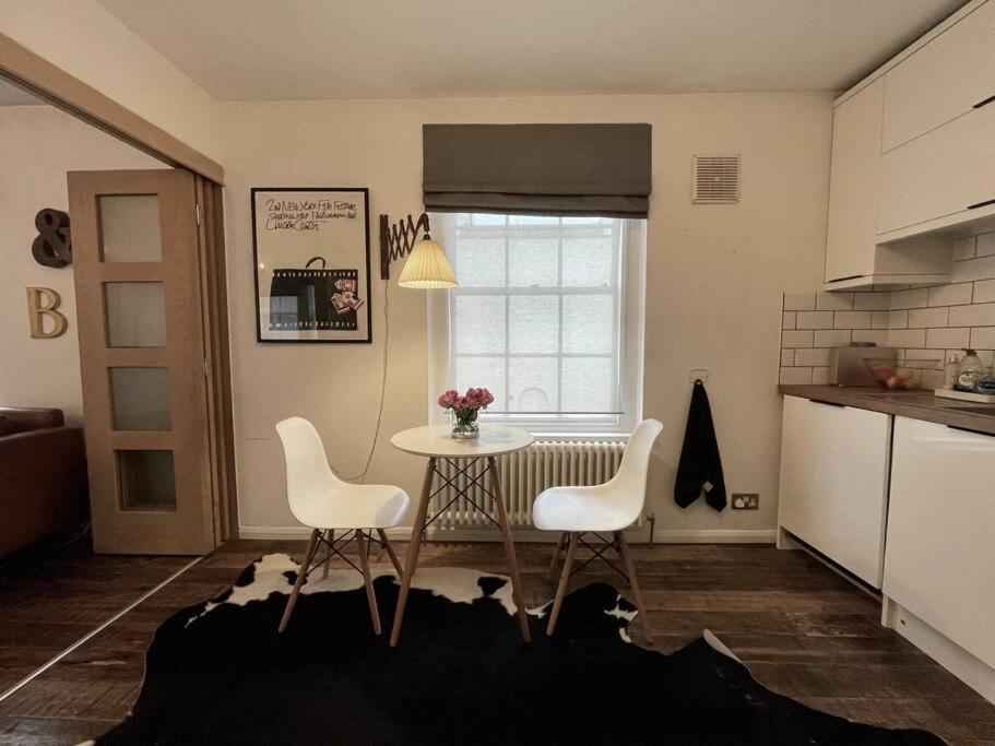 Gorgeous 2 Bedroom Apartment Edge Of Cabot Circus Bristol Exteriör bild