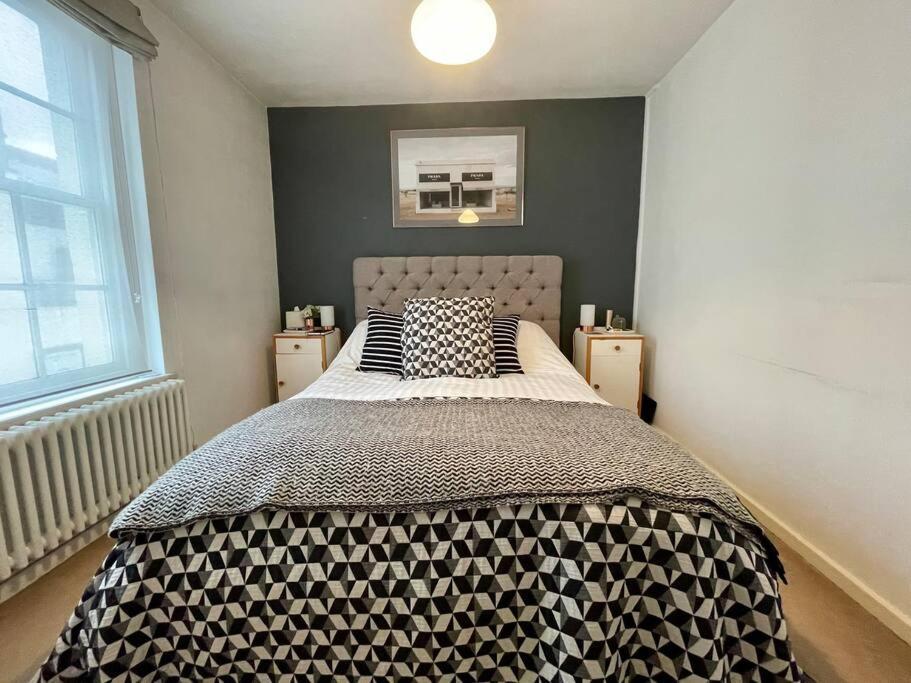 Gorgeous 2 Bedroom Apartment Edge Of Cabot Circus Bristol Exteriör bild