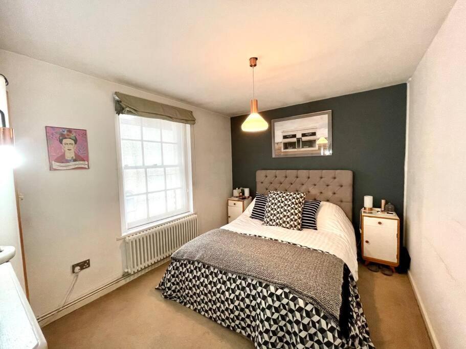 Gorgeous 2 Bedroom Apartment Edge Of Cabot Circus Bristol Exteriör bild